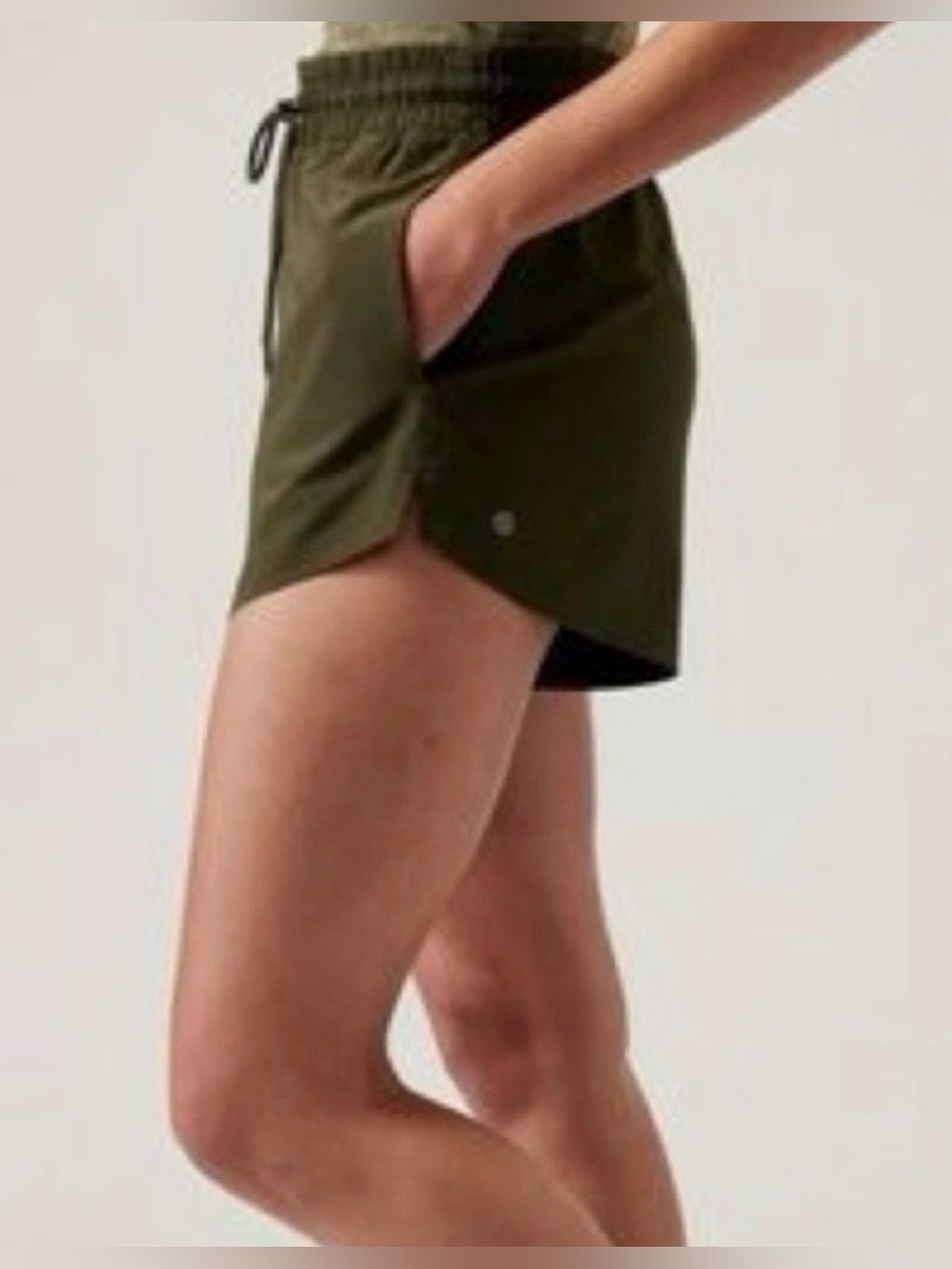 Athleta Crossroads Womens Olive Athletic Shorts with Drawstring Waist XS NWT!!!